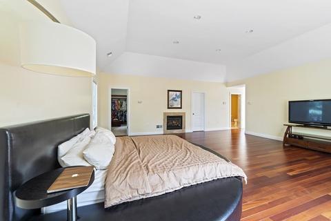 195 Pecunit St, Canton, MA 02021 photo 27