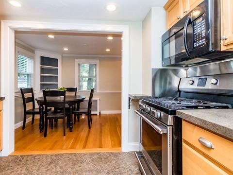 10 Harrison St, Reading, MA 01867 photo 9
