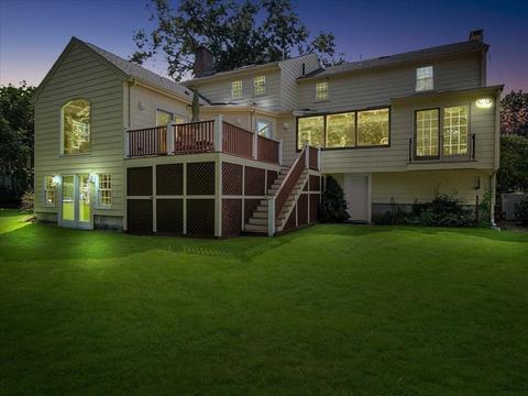 158 Meadowbrook Rd, Needham, MA 02492 photo 40