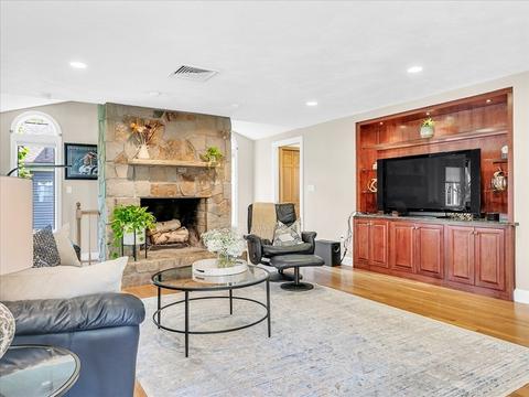 158 Meadowbrook Rd, Needham, MA 02492 photo 21