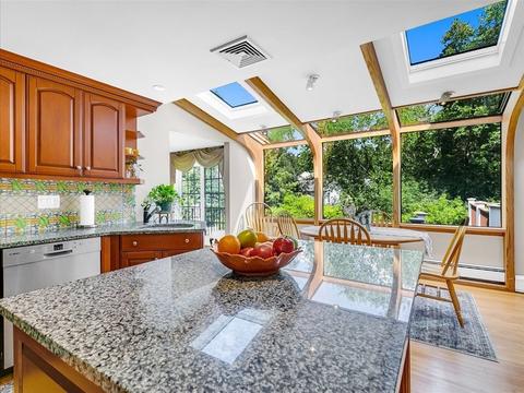 158 Meadowbrook Rd, Needham, MA 02492 photo 16