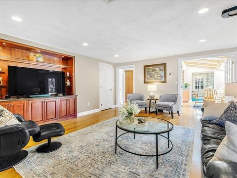 158 Meadowbrook Rd, Needham, MA 02492 photo 23