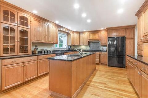 64 Linden St, Needham, MA 02492 photo 12