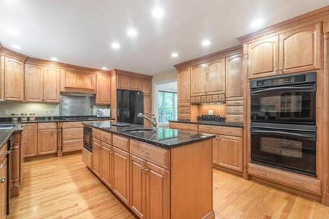 64 Linden St, Needham, MA 02492 photo 13