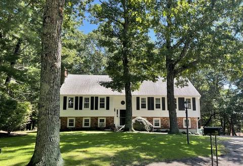 75 Moritz Rd, Marshfield, MA 02050 photo 1