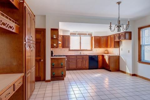 27 Lenox, Worcester, MA 01602 photo 8