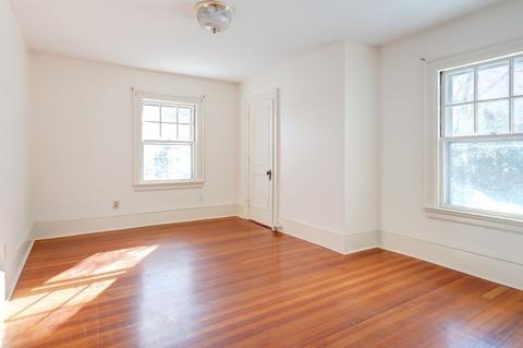 27 Lenox, Worcester, MA 01602 photo 11