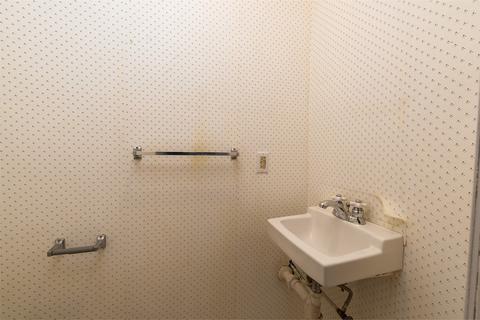 8 Grammont Rd, Worcester, MA 01607 photo 14