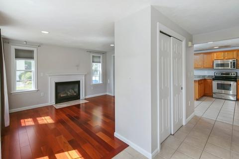 19 Malden Dr, Webster, MA 01570 photo 7