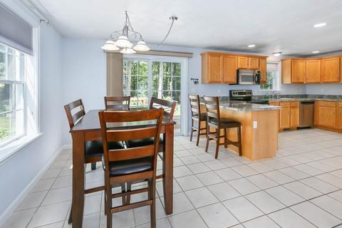 19 Malden Dr, Webster, MA 01570 photo 10