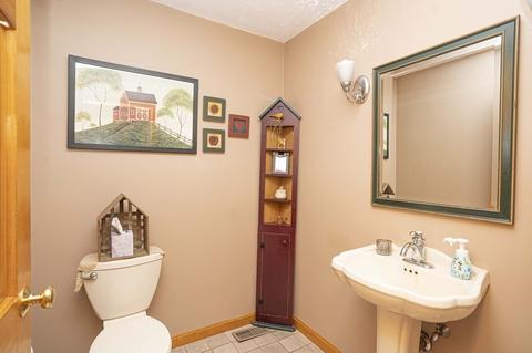 173 Suzanne Dr, Raynham, MA 02767 photo 22