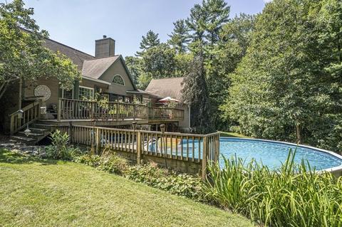 173 Suzanne Dr, Raynham, MA 02767 photo 11