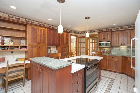 173 Suzanne Dr, Raynham, MA 02767 photo 16