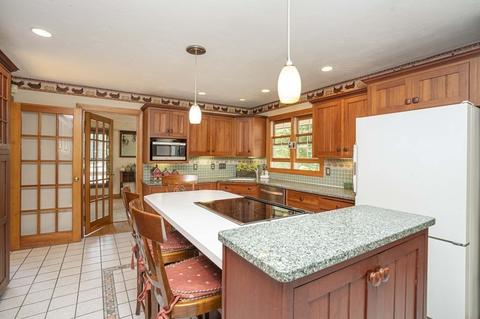 173 Suzanne Dr, Raynham, MA 02767 photo 15