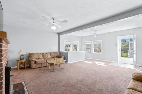 37 Lynn Ave, Hull, MA 02045 photo 4