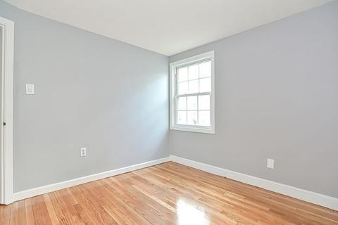 13 Hoyt St, Everett, MA 02149 photo 17