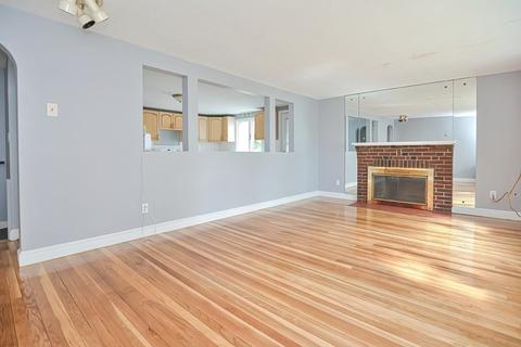 13 Hoyt St, Everett, MA 02149 photo 6