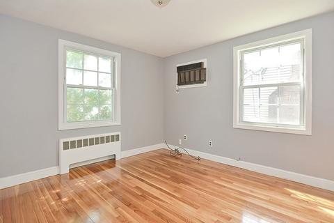 13 Hoyt St, Everett, MA 02149 photo 12