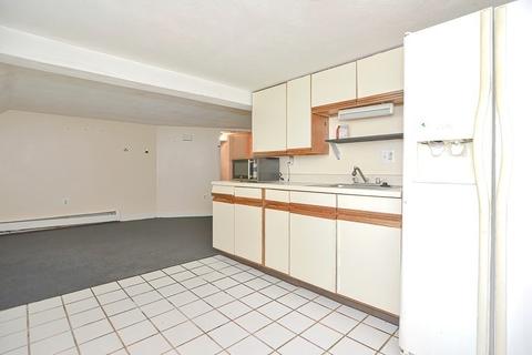 13 Hoyt St, Everett, MA 02149 photo 30