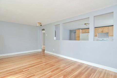 13 Hoyt St, Everett, MA 02149 photo 8