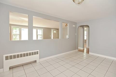 13 Hoyt St, Everett, MA 02149 photo 22