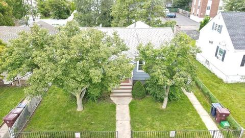 13 Hoyt St, Everett, MA 02149 photo 5