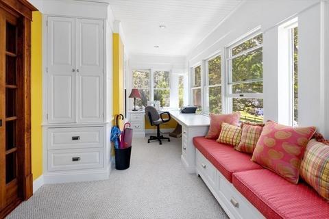 42 Charles St, Hingham, MA 02043 photo 7