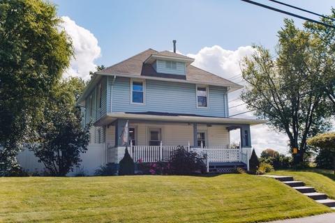 449 Chicopee St, Chicopee, MA 01013 photo 2