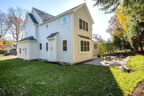 72 Douglas Rd, Needham, MA 02492 photo 4