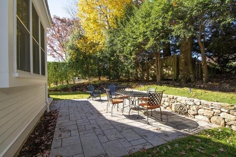 72 Douglas Rd, Needham, MA 02492 photo 5