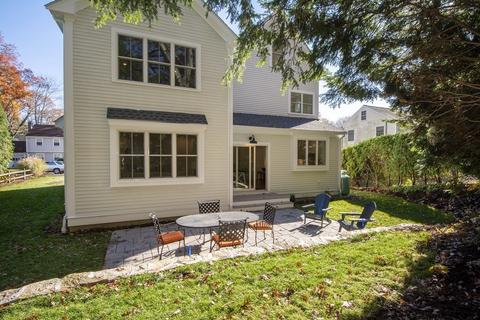 72 Douglas Rd, Needham, MA 02492 photo 6
