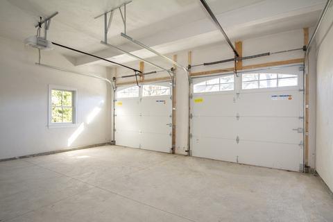 72 Douglas Rd, Needham, MA 02492 photo 31