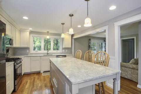 14 Oneida Ave, Mashpee, MA 02649 photo 3