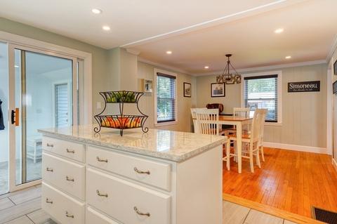 292 Central Ave, Dedham, MA 02026 photo 7