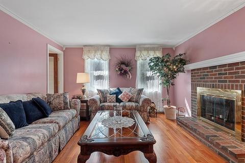 2 Autumn St, Windham, NH 03087 photo 16