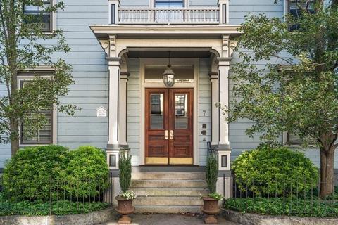 7 Carpenter St #1, Salem, MA 01970 photo 4
