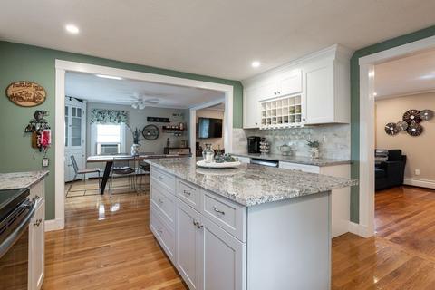 284 Lowell St, Reading, MA 01867 photo 10