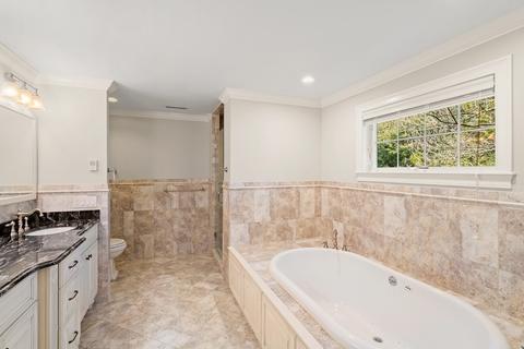 142 Grosvenor Rd, Needham, MA 02492 photo 14