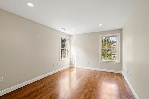 142 Grosvenor Rd, Needham, MA 02492 photo 15