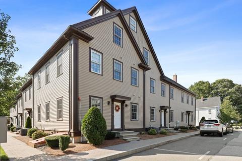 10 Pierce St #3, Reading, MA 01867 photo 2