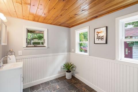 17 Aberdeen Rd, Arlington, MA 02476 photo 9