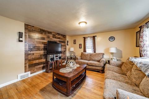 31 Arthur St, Springfield, MA 01104 photo 6