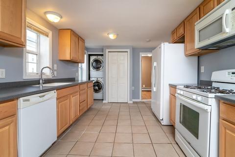 956 N Main St, Fall River, MA 02720 photo 5