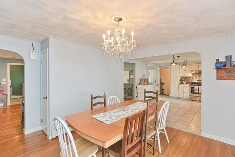 10 Rydal St, Worcester, MA 01602 photo 15