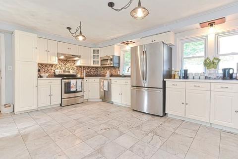 10 Rydal St, Worcester, MA 01602 photo 6