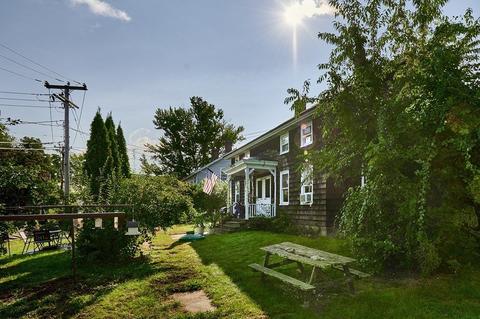 46 Ferry St, Easthampton, MA 01027 photo 2