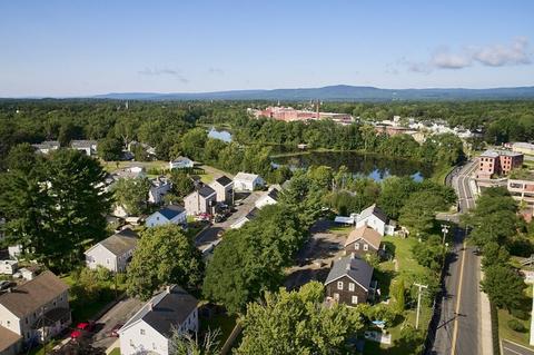 46 Ferry St, Easthampton, MA 01027 photo 32