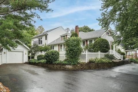 165 Elm St, Dedham, MA 02026 photo 2