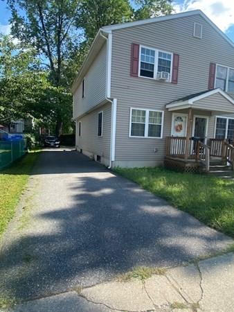 19 Ringgold St, Springfield, MA 01107 photo 3