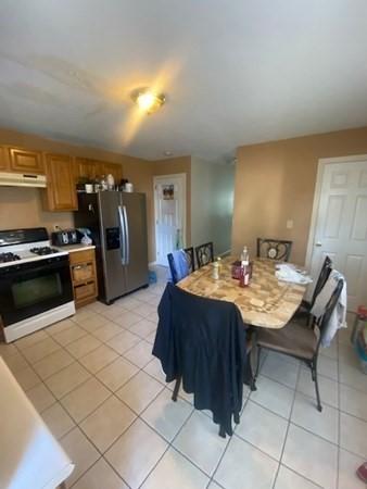 19 Ringgold St, Springfield, MA 01107 photo 8